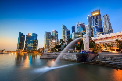 The Merlion Singapore Fountain Singapur ( f11photo / stock.adobe.com)  lizenziertes Stockfoto 
Informations sur les licences disponibles sous 'Preuve des sources d'images'
